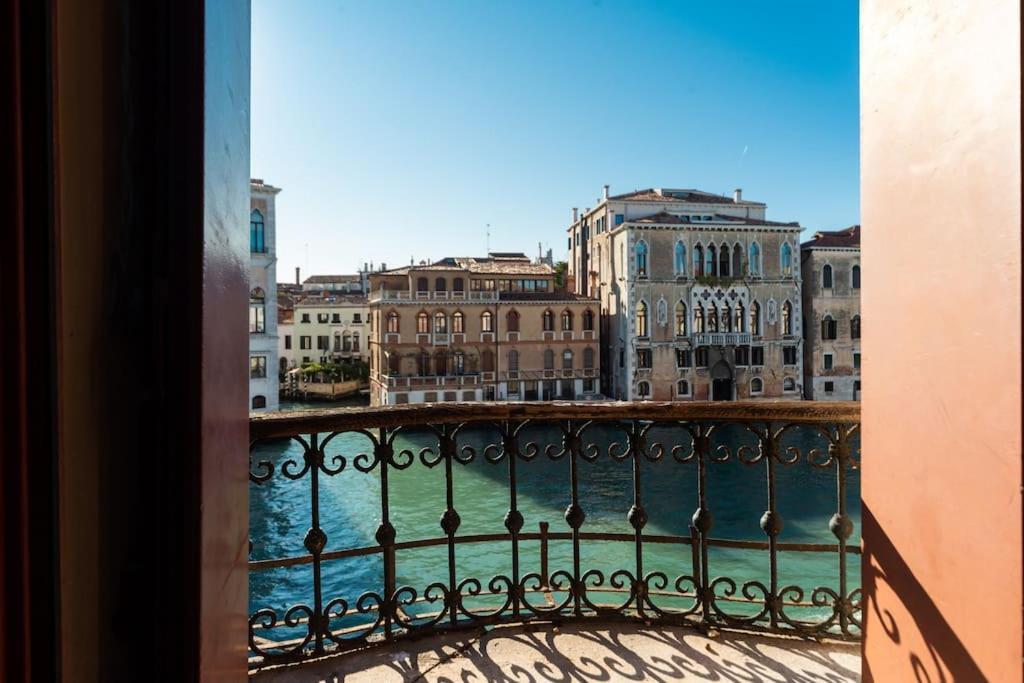 Ca Del Duca Historical Palace Grand Canal *