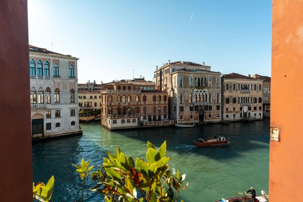 Ca Del Duca Historical Palace Grand Canal Venice